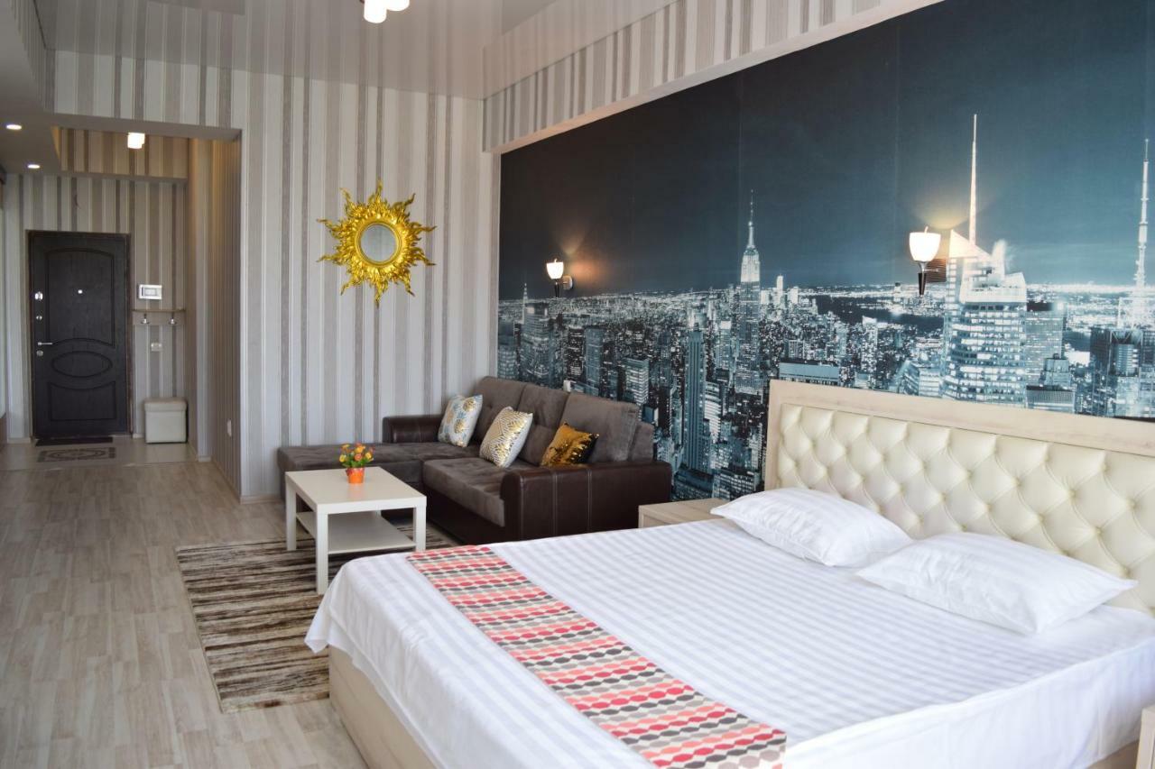 Apartment With Good View In The Center Bișkek Exterior foto